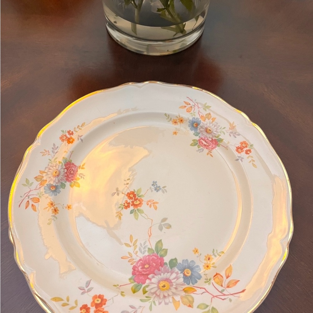 Vintage Edwin Knowles China Luncheon plates - Cream w/Flowers. Set of 2